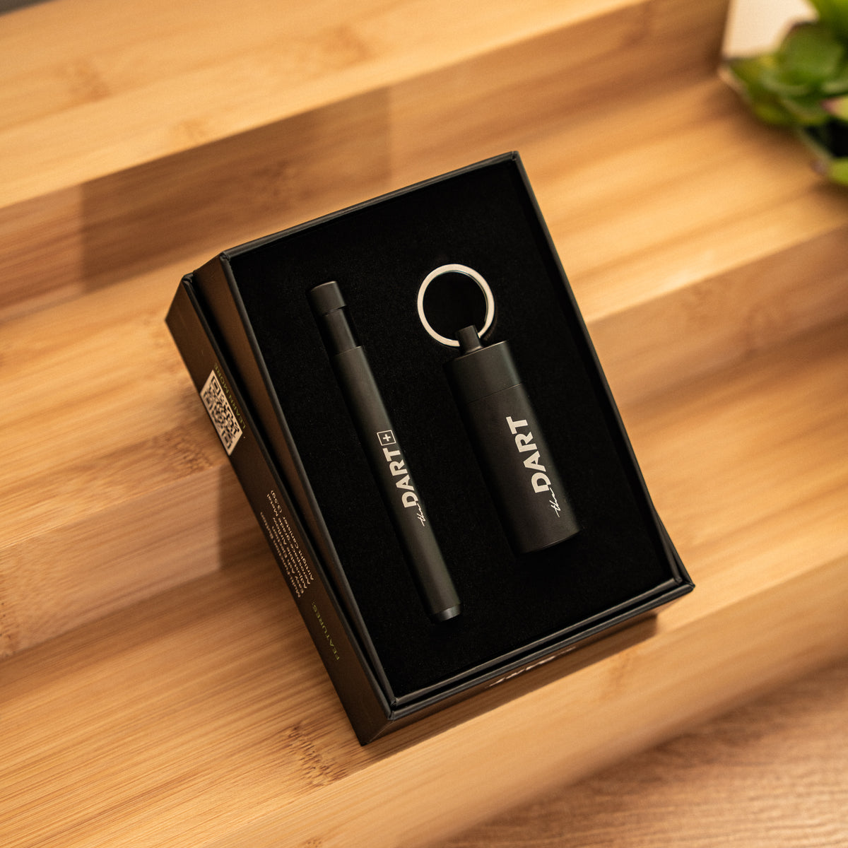 dart tobacco The Dart: What is it? Slimjim Online Tobacco risks hi-res stock photography