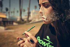 most efficient way to smoke weed, how to smoke weed